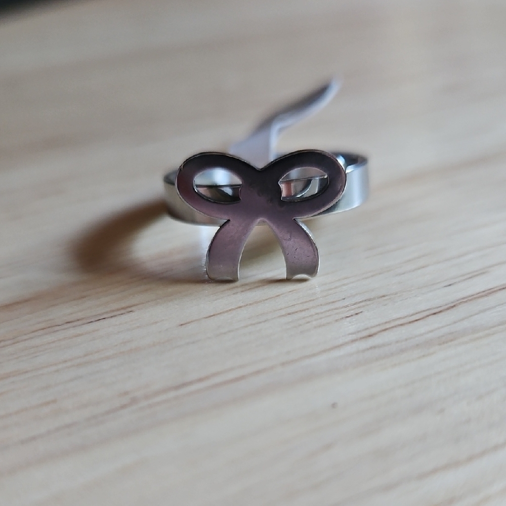 Silver Bow Ring